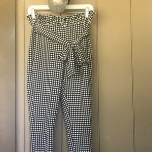 Houndstooth Stretch Paperbag Pants w/ Tie Belt